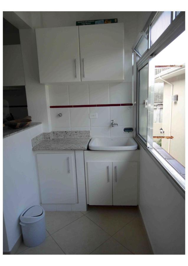 Guaruja, Apartamento A 100 Metros Da Praia Da Enseada. Buitenkant foto